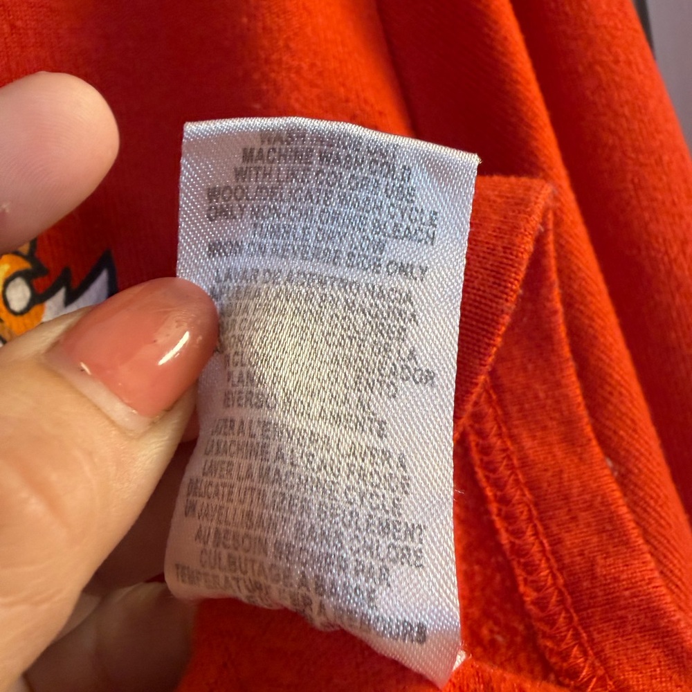 Cheetos Flammin’ Hot Cropped Pullover Hoodie Size Medium - Runs Small - Picture 6 of 6